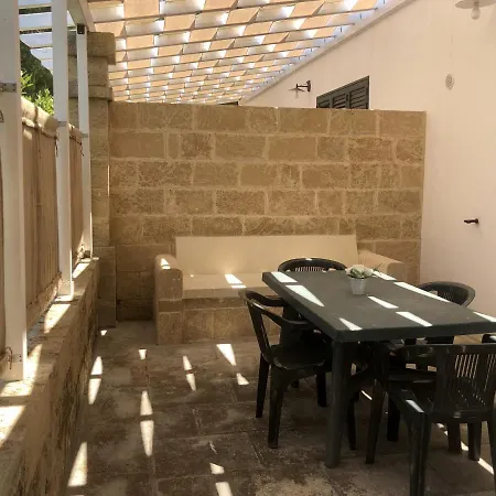 Alloggio per agriturismo Casale Calavita *